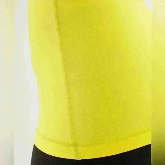 Lululemon Scoop Me Up Tank
Tonka Stripe Split Pea/Heathered Split Pea/Split Pea - Picture 7 of 15